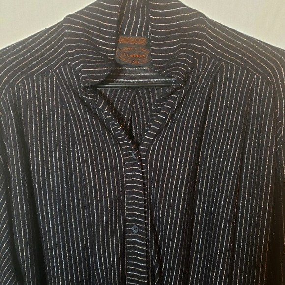 Claudine Black Wool Blend Metallic Collared Button Up Shirt Long Sleeves Size S - Picture 6 of 7